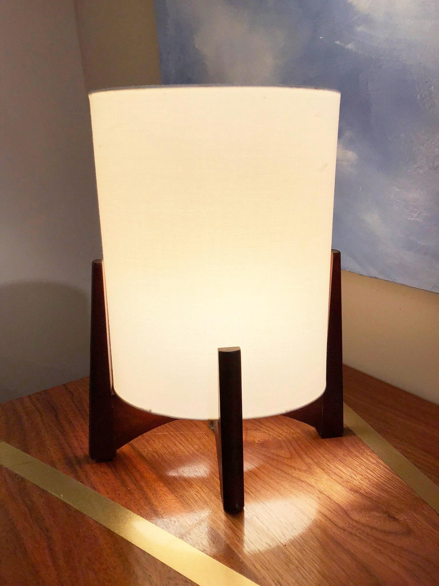 tarogo table lamp
