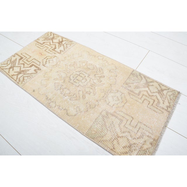 Mid 20th Century Bohemian Wool Area Rug For Sale - Image 4 of 5