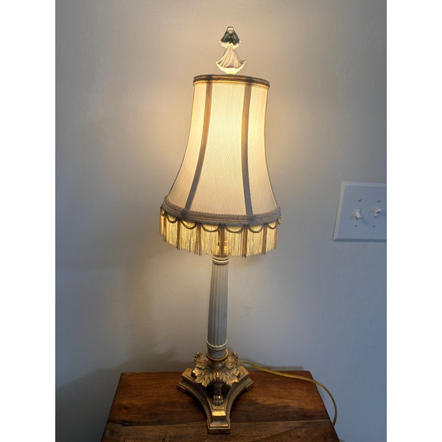 Vintage Quoizel Lenox Porcelain Table Lamp With Fringe Shade & Angel Finial For Sale - Image 9 of 11