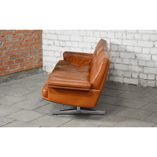 Metal Leather DS 31 Sofa from de Sede, Switzerland, 1970s For Sale - Image 7 of 9
