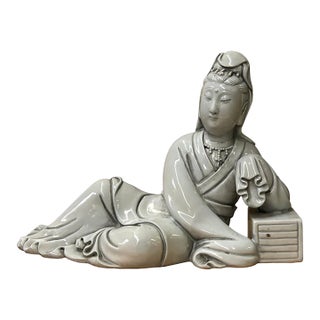 Chinese Vintage Finish Off White Porcelain Reclining Kwan Yin , Bodhisattva Statue For Sale