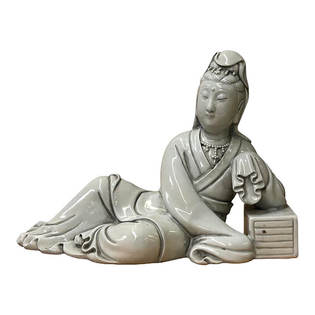 Chinese Vintage Finish Off White Porcelain Reclining Kwan Yin , Bodhisattva Statue For Sale