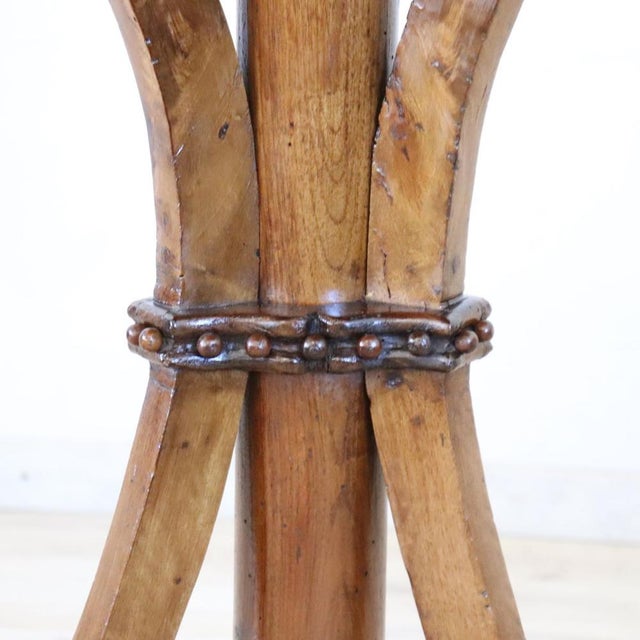 19th Century Italian Lectern in Walnut For Sale - Image 9 of 16