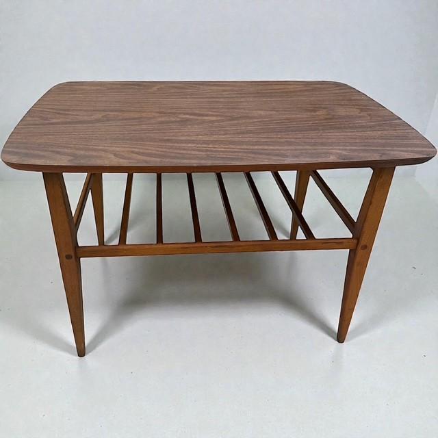 1964 Lane Altavista Mid-Century Modern Walnut Side Table – Flawless Top For Sale In Miami - Image 6 of 8