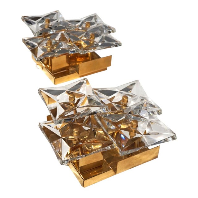 This impressive pair of Kinkeldey lamps is in excellent condition. Each of these Hollywood Regency-style lamps consists of...