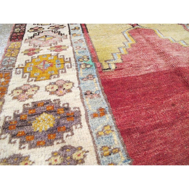 Tribal Galerie Shabab Collection Mid-20th Century Turkish Anatolian Throw Rug For Sale - Image 3 of 7