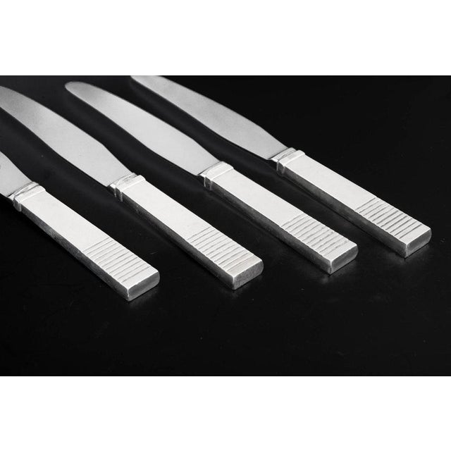 Parallel Lunch Knives by Oscar Gundlach-Pedersen for Georg Jensen, 1940s, Set of 4 For Sale - Image 3 of 6