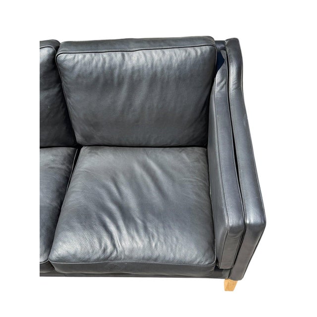Mid-Century Modern Black Leather Loveseat | Vintage Two Seater Sofa For Sale - Image 6 of 10