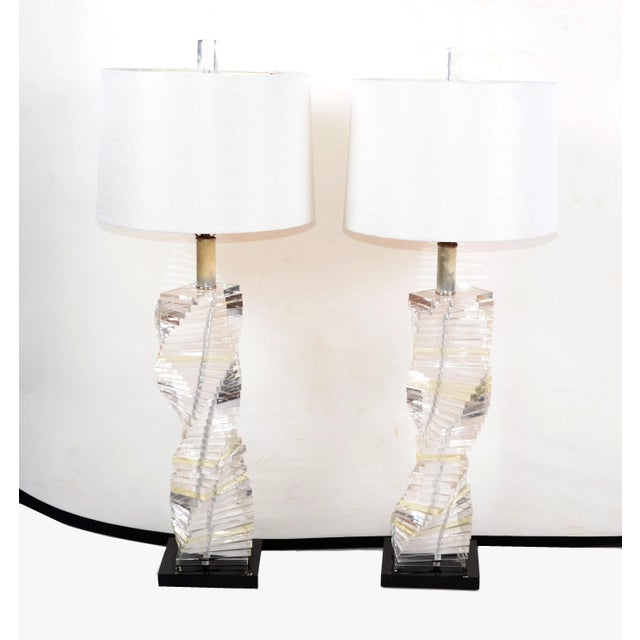 Mid-Century Modern Stacked Clear Lucite Lamps Spiral Staircase Design - a Pair For Sale - Image 4 of 13