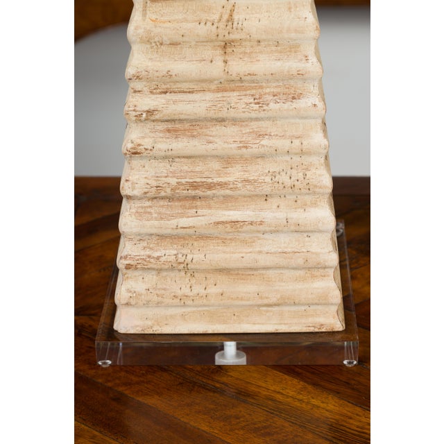 Pair of Italian Midcentury Pyramidal Shaped Fragment Table Lamps with Lucite For Sale - Image 10 of 11