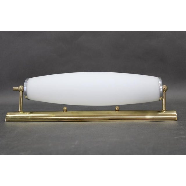 1940s Art Deco Brass and Opaline Glass Wall Light, Italy, 1940s For Sale - Image 5 of 9
