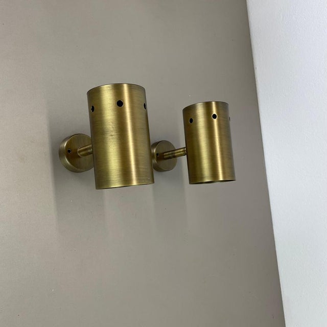 1970s Minimalist Brass Hole Wall Spot Lights, Italy, 1970s, Set of 2 For Sale - Image 5 of 15