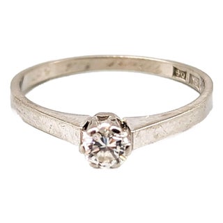 19 Karat White Gold Ring with Diamond For Sale