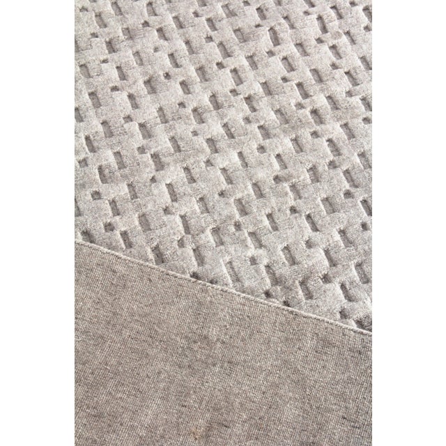 Exquisite Rugs Rothwell Hand Loom Bamboo Silk & Cotton Light Gray 9