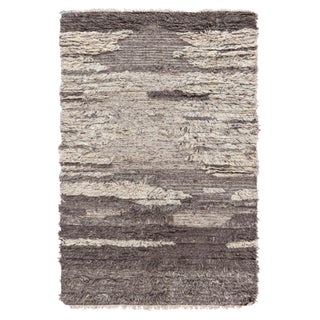 Abstract Modern Tulu Nadu ‘Beige Strata’ Wool Rug by Doris Leslie Blau For Sale