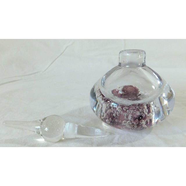 French Vintage Hand Blown Purple & Gold Controlled Bubble Art Glass Perfume Bottle W/ Stopper For Sale - Image 3 of 6