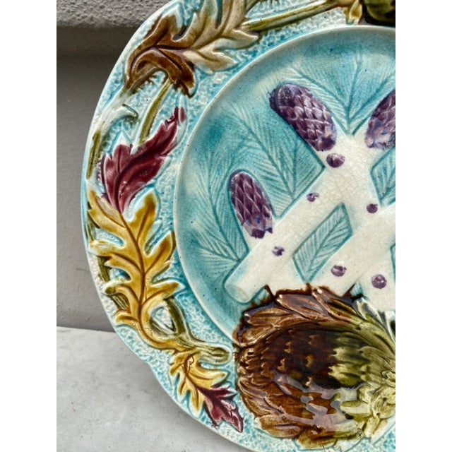 French Majolica asparagus plate Orchies, circa 1890.
