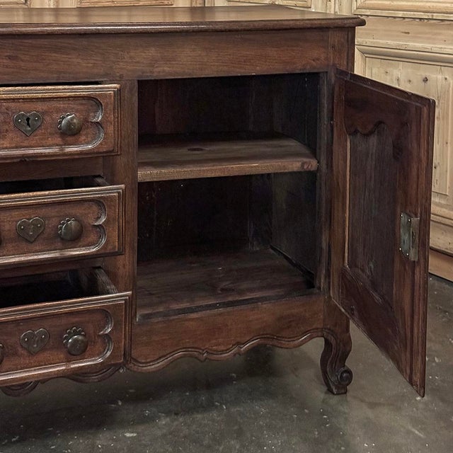 18th Century Country French Buffet ~ Credenza For Sale - Image 14 of 18