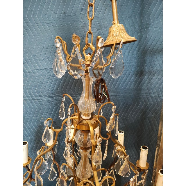 Late 20th Century French Louis XV Style 12-Light Crystal & Brass Chandelier For Sale - Image 4 of 4