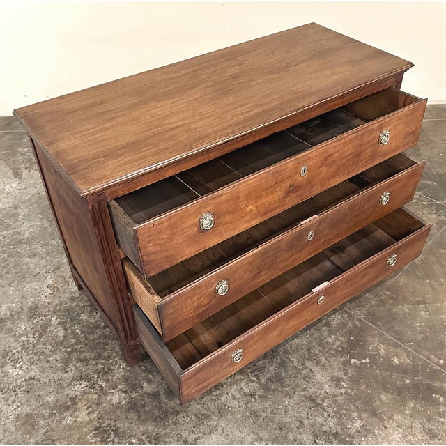 18th Century Rustic Country French Commode in Sycamore For Sale In Baton Rouge - Image 6 of 16