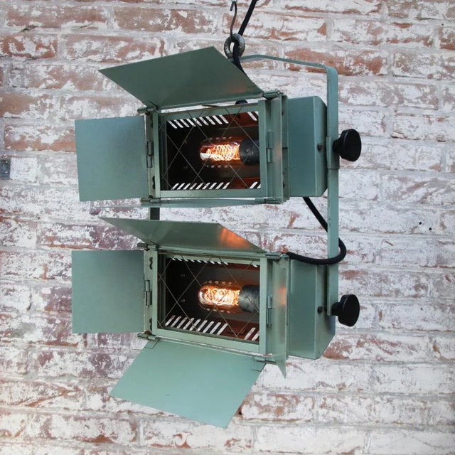 Metal Vintage German Green Metal Floodlight from Veb Deutsche Werkstätten Hellerau For Sale - Image 7 of 8