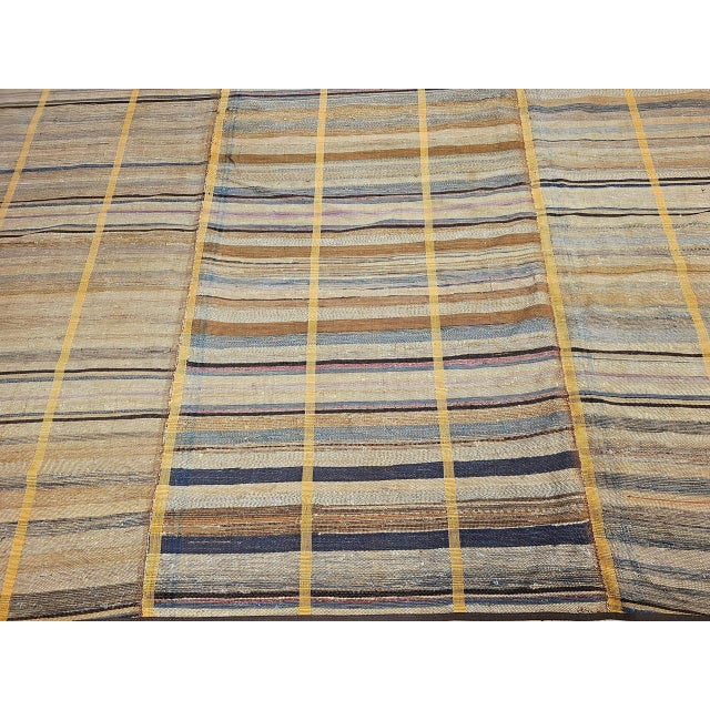 19th Century American Amish Rag Rug, Handwoven Folk Art, Stripe Pattern, Tan & Pale Blue, 10’ X 14’ For Sale In Chicago - Image 6 of 12