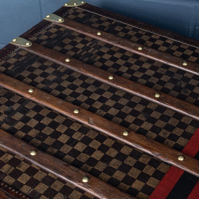 Antique 20th Century Malle Haute Trunk in Damier Canvas from Louis Vuitton, France, 1900s For Sale - Image 11 of 18