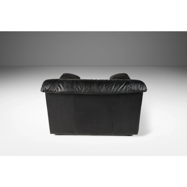 Post Modern Four Seat Sofa & Matching Lounge Chair Set in Original Leather by Natuzzi Attributed to Pierluigi Cerri, Italy, C. 1990's For Sale In Orlando - Image 6 of 12