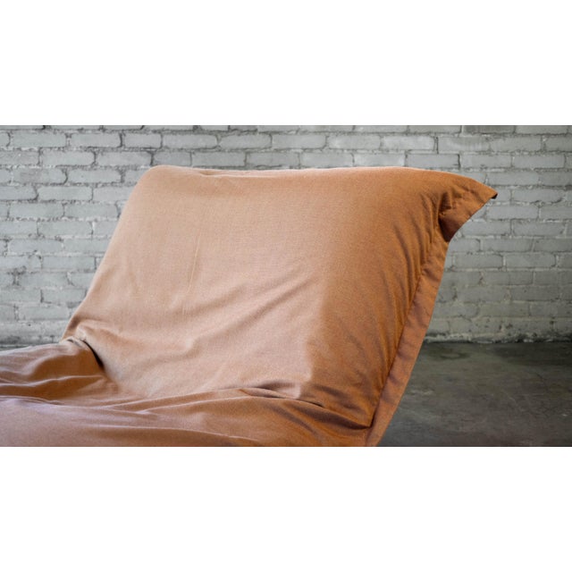 Textile Ligne Roset 'Calin' Louge Chair and Ottoman by Pascal Mourgue, 1990s - A Set For Sale - Image 7 of 16