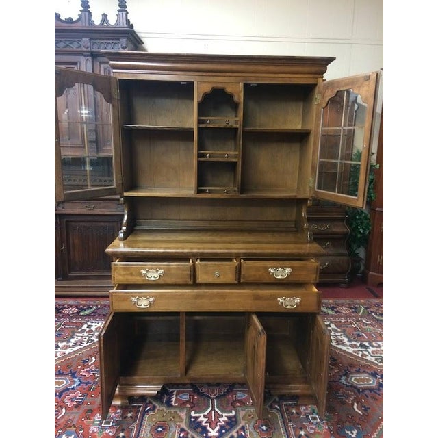 Vintage Maple Hutch China Hutch, Temple Stuart Furniture