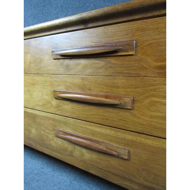 1960s Mid Century Vintage Broyhill Premier "Emphasis" Credenza For Sale - Image 9 of 12