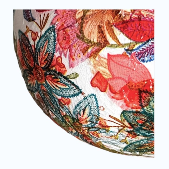 Art Nouveau Table Lamp in a Vibrant Floral Pattern (14 in From Socket to Base) For Sale - Image 4 of 4