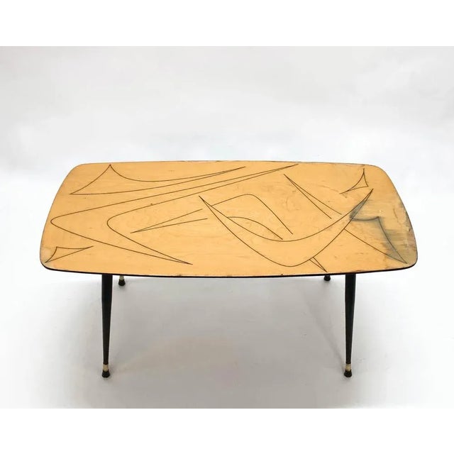 Mid-Century Italian Painted Wood, Brass and Black Metal Coffee Table, 1950s For Sale - Image 4 of 18