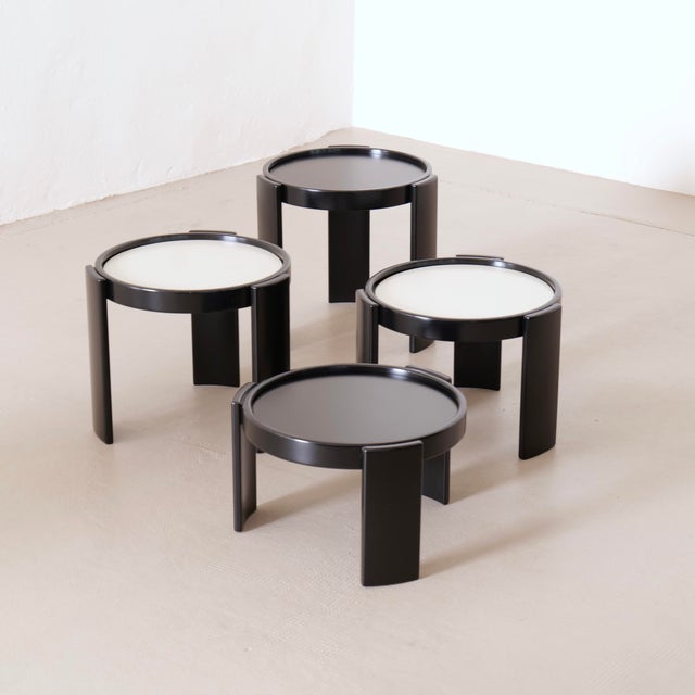 Vintage 780 Nesting Tables by Gianfranco Fratti for Cassina, 1980s, Set of 4 For Sale - Image 10 of 10