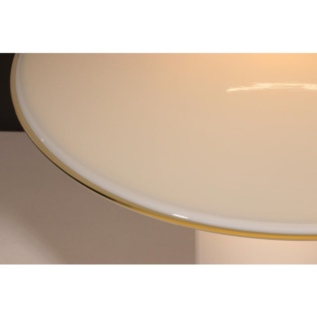 Bring a piece of authentic 1970s German design into your interior with this stunning mushroom table lamp by Peill &...