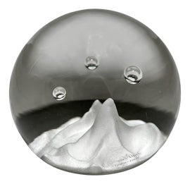 Example of Rosenthal Paper Weights