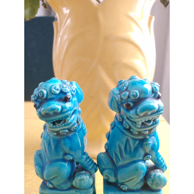 Vintage Mid 20th Century Ceramic Foo Dog Bookends, a Pair For Sale - Image 4 of 6