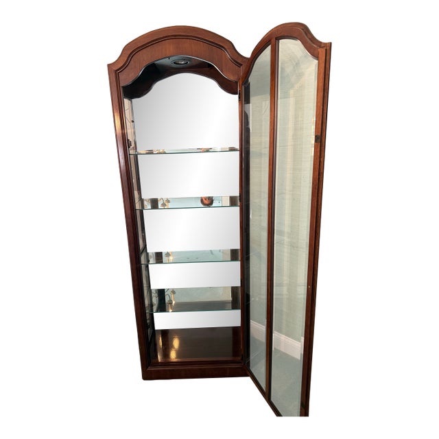 Pulaski Illuminated Glass Curio Cabinet With Shelving – Traditional Display Case For Sale