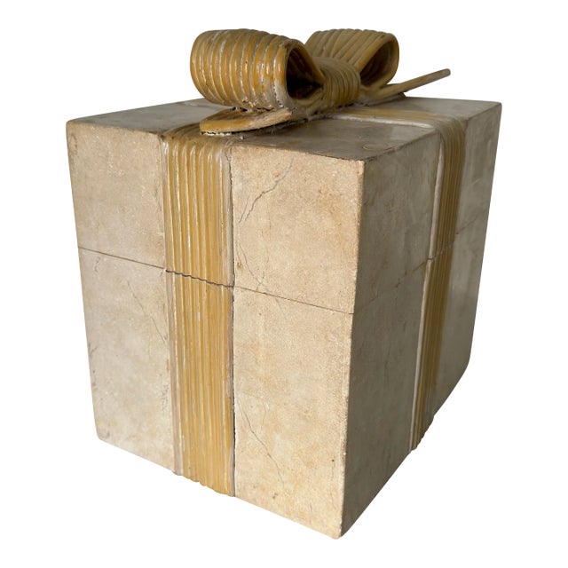 1980's Vintage Tessellated Stone & Rattan Decorative Box For Sale