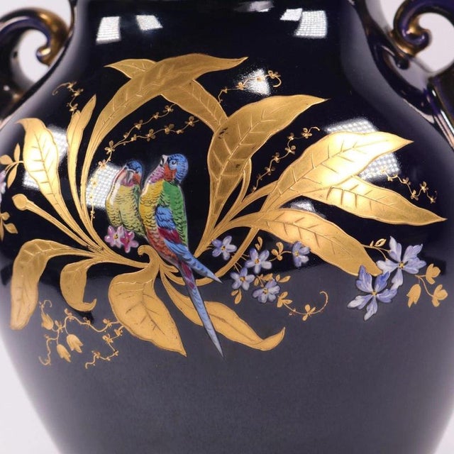 1920s Antique Cobalt Blue Porcelain Twin-Handled Parrot Vase from Fraureuth, 1920s For Sale - Image 5 of 15