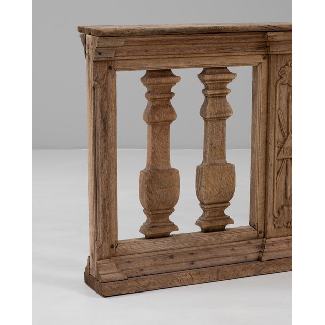 1780s French Hand-carved Oak Balustrade For Sale In Greensboro - Image 6 of 18