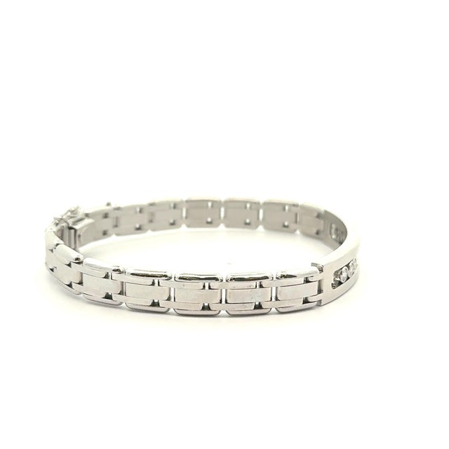 Early 21st Century 14k White Gold Diamond Slide-Bezel Link Italian Men's Bracelet For Sale - Image 5 of 9