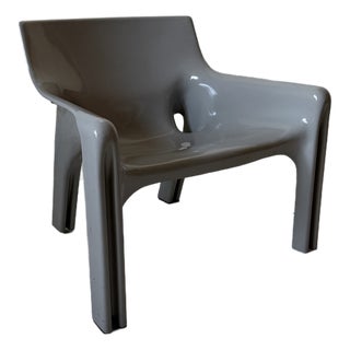 Vicario Armchair by Vico Magistretti for Artemide, 1970s For Sale