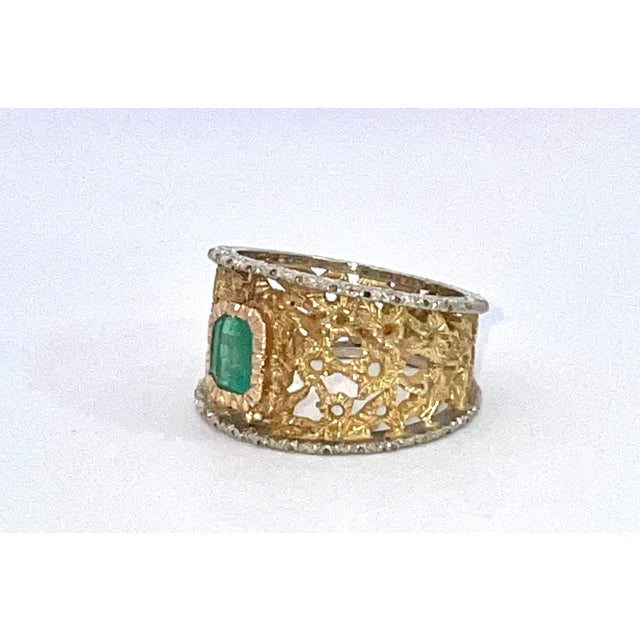 18k Renaissance Inspired Ring W/Emerald Center, Size 7.25 For Sale In Los Angeles - Image 6 of 11