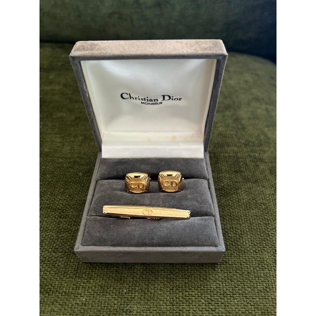 Gold Rare Vintage Christian Dior Gold Plate Cufflinks Circa 1990 In Original Case For Sale - Image 8 of 18