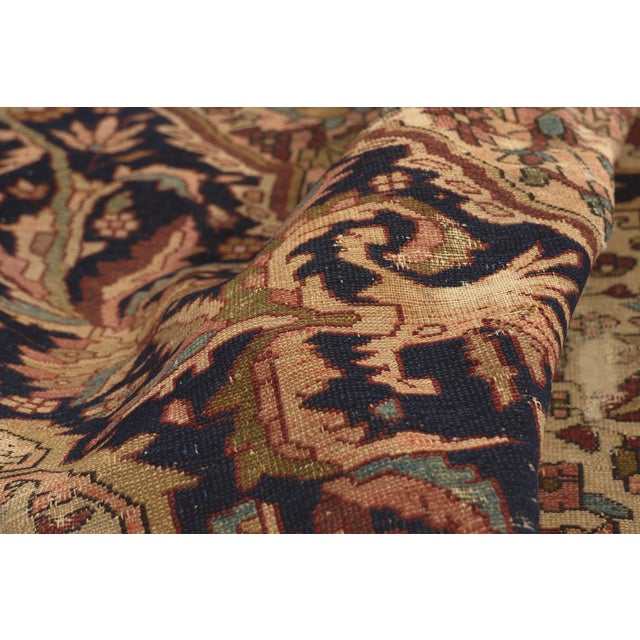 Late 19th Century Persian Farahan Rug, 04'06 X 06'04 For Sale In Dallas - Image 6 of 10