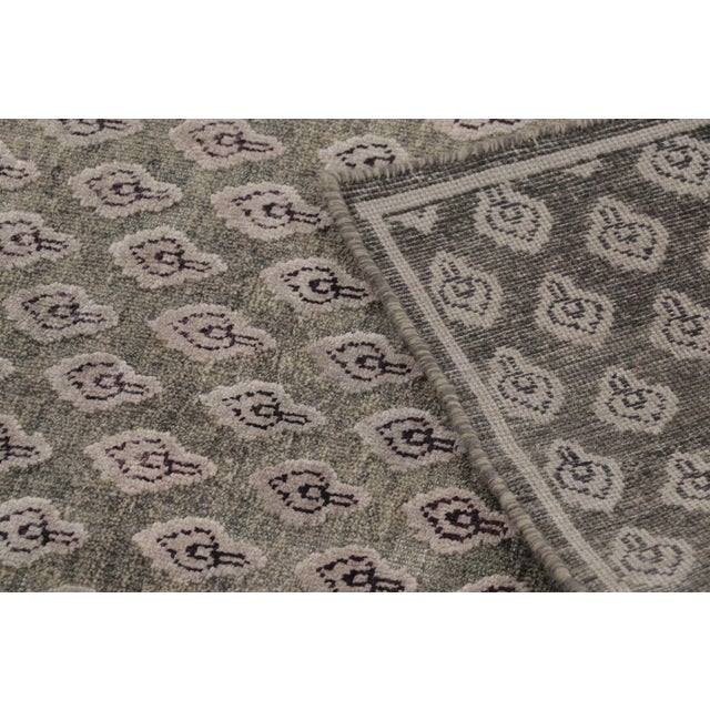 Black Rug & Kilim’s Block Print Rug in Gray and Purple Floral Pattern For Sale - Image 8 of 9