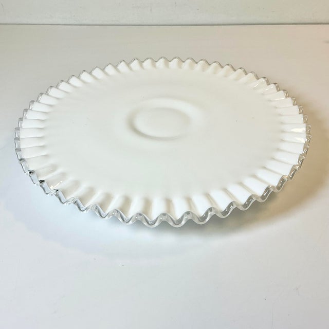 Glass 1950s Vintage Americana Farmhouse Boho Chic Fenton Silver Crest Milk Glass Ruffled Edge Low-Rise Cake Stand For Sale - Image 7 of 12