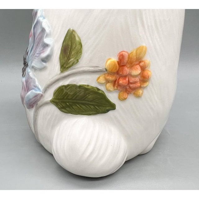 Late 20th Century Fitz and Floyd White Rabbit Figurine With Floral Accent | Butterfly Fields Collection - Spring, Easter, Cottagecore For Sale - Image 5 of 13