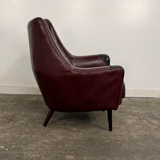 Ib Kofod-Larsen Ib Kofod-Larsen Lounge Chair With Rosewood Legs For Sale - Image 4 of 12